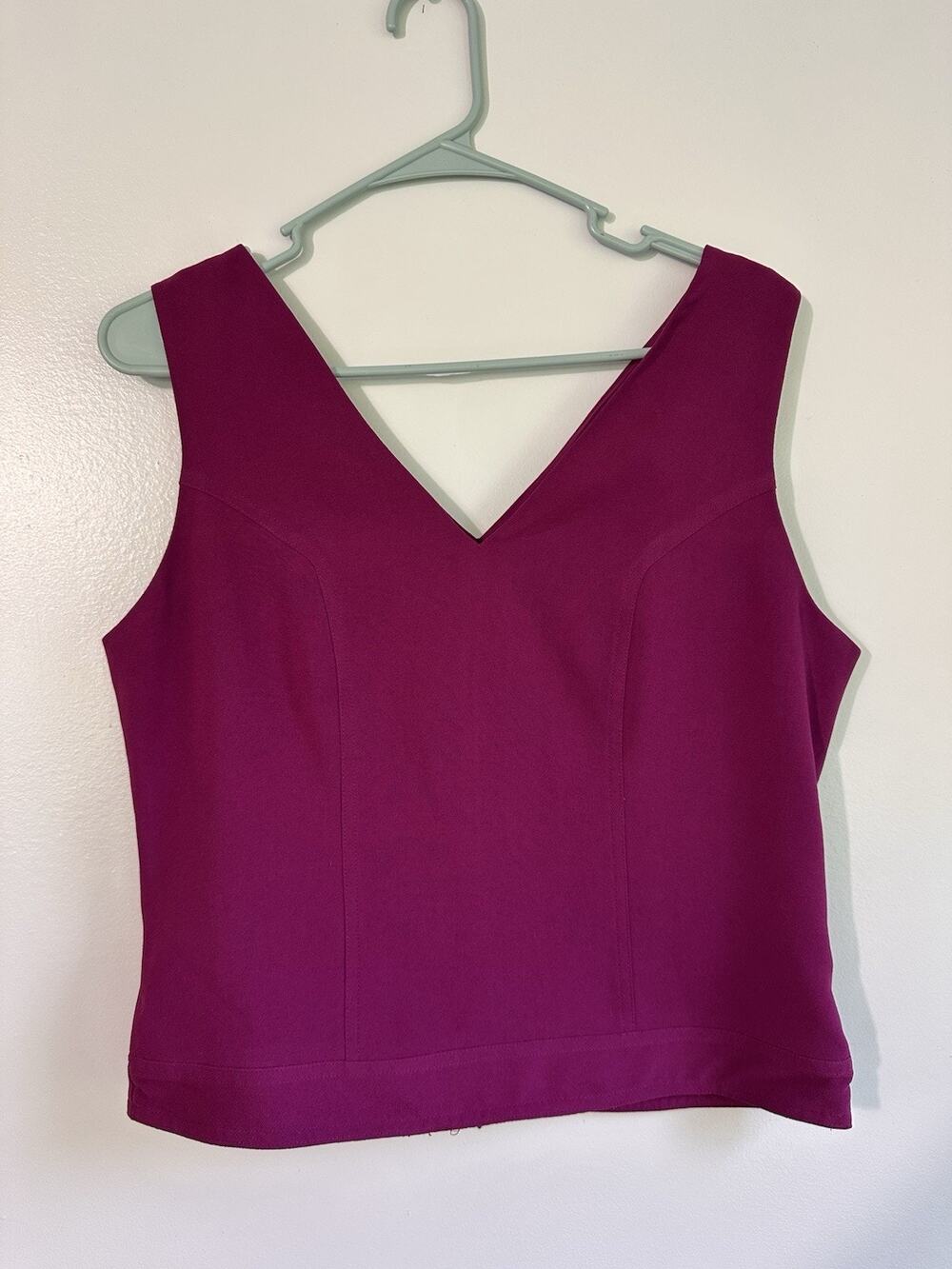 Banana Republic Women’s Size 8 Purple Tank Top Shell Zip Back Career